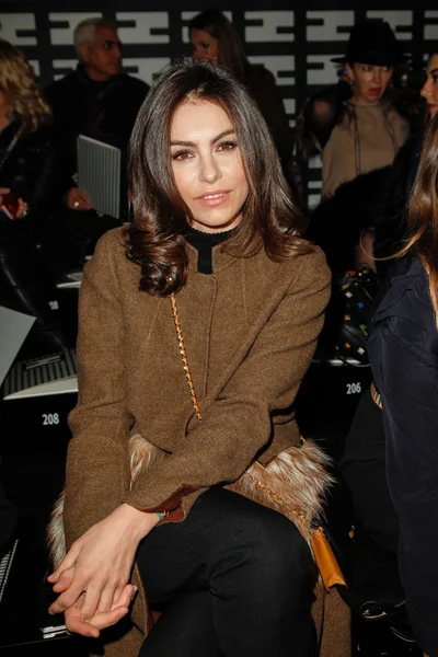 Look 12